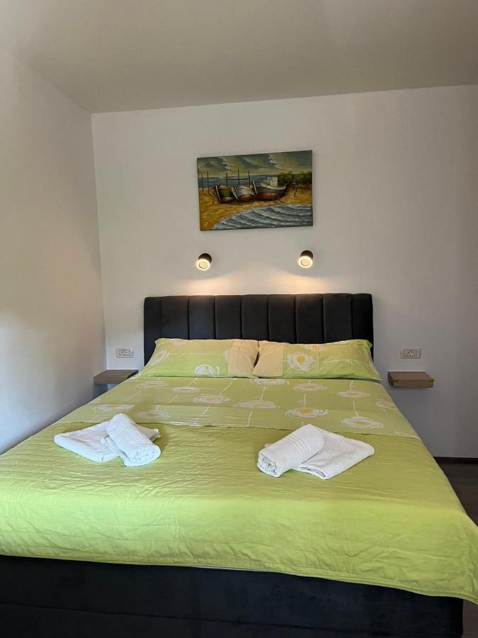 Apartments Vuceric Peroj Kültér fotó