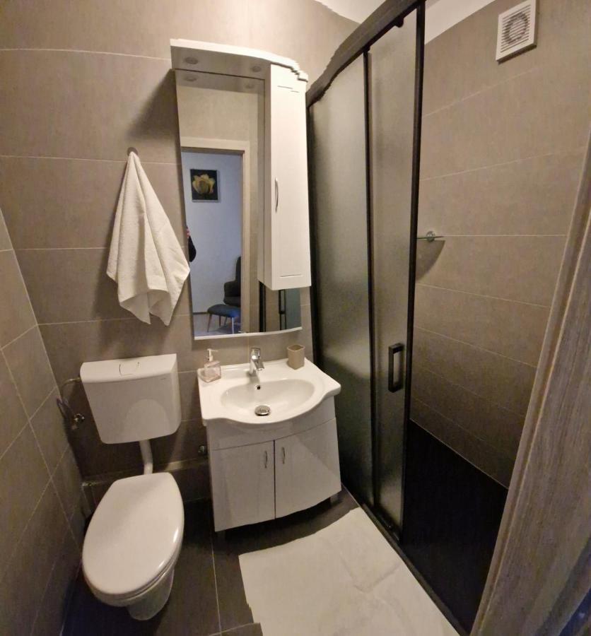 Apartments Vuceric Peroj Kültér fotó