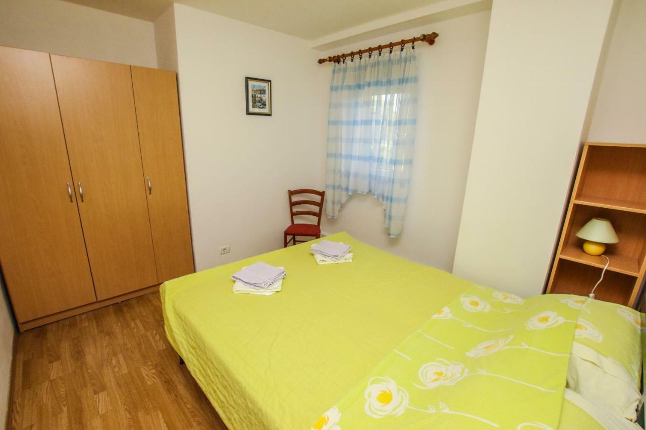 Apartments Vuceric Peroj Kültér fotó