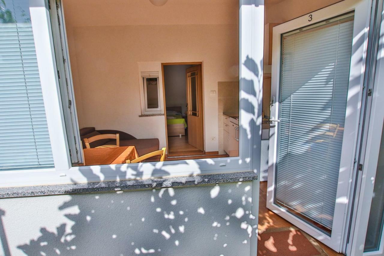 Apartments Vuceric Peroj Kültér fotó