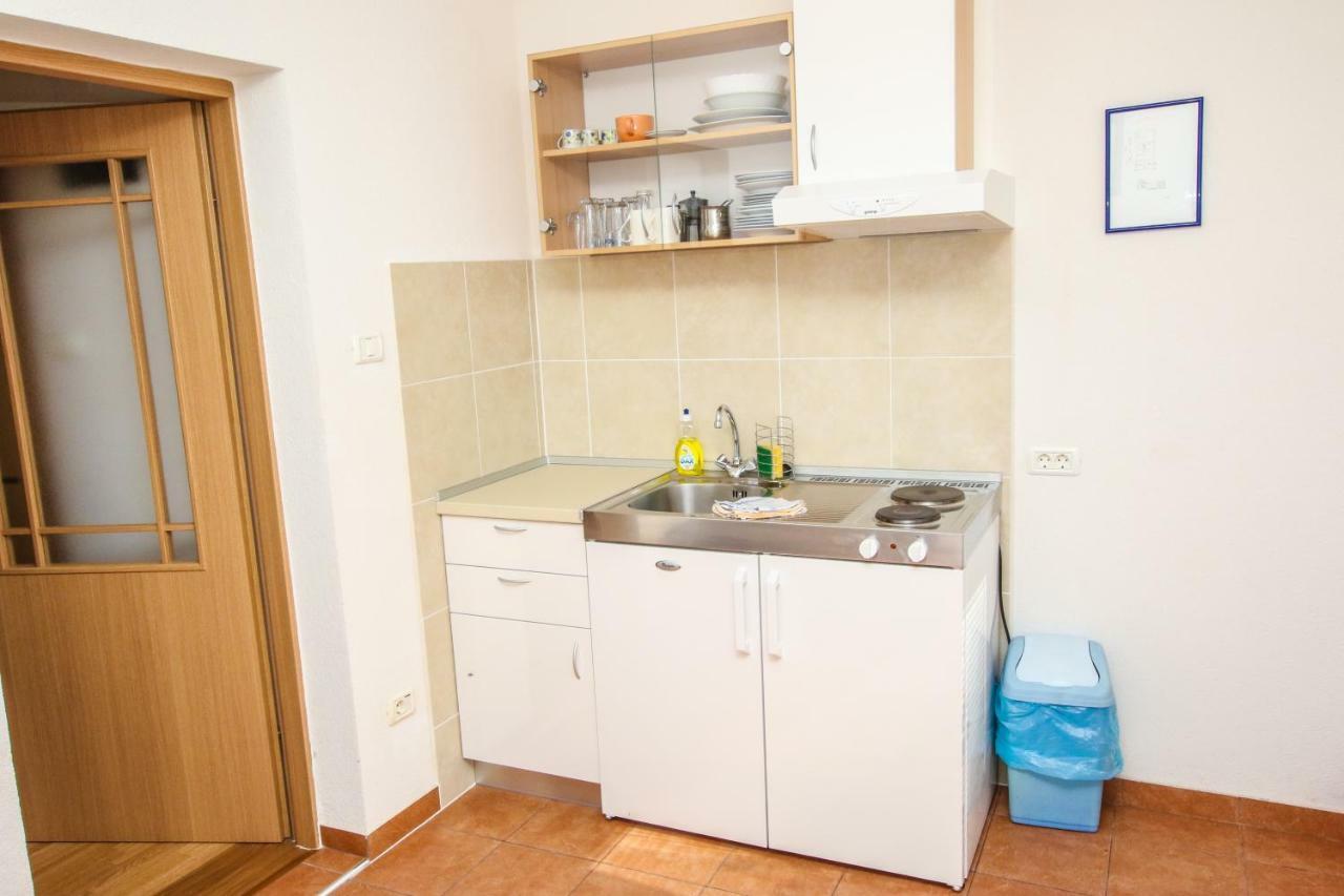 Apartments Vuceric Peroj Kültér fotó
